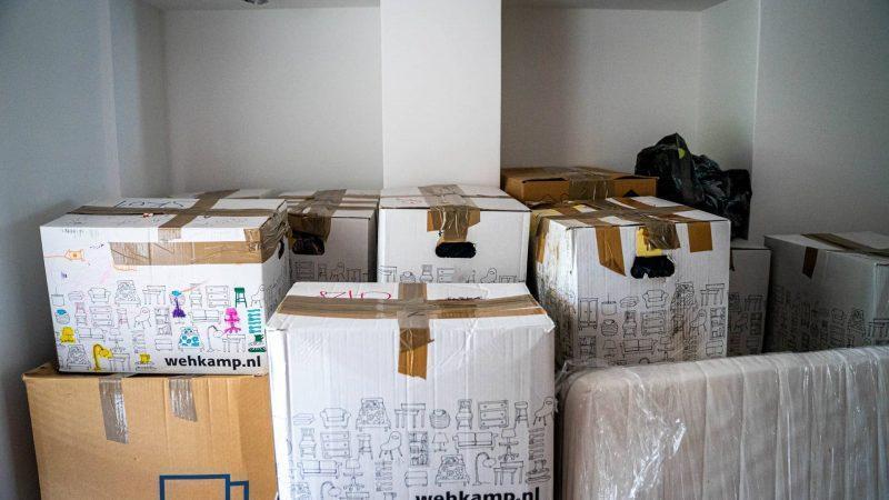 4 Ways To Minimize Clutter Before, During, And After Your Move