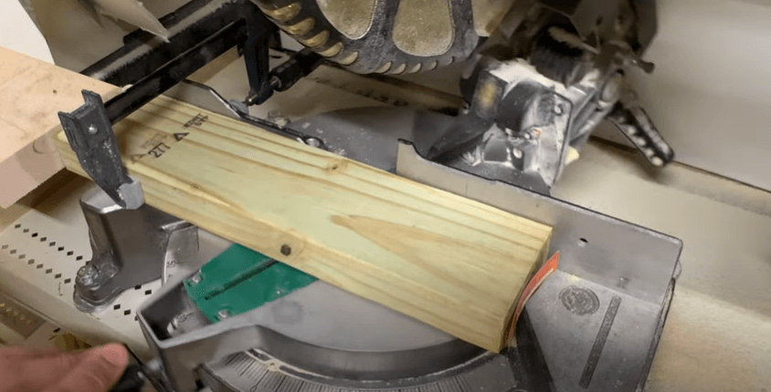 how to cut a 70 degree angle with a miter saw