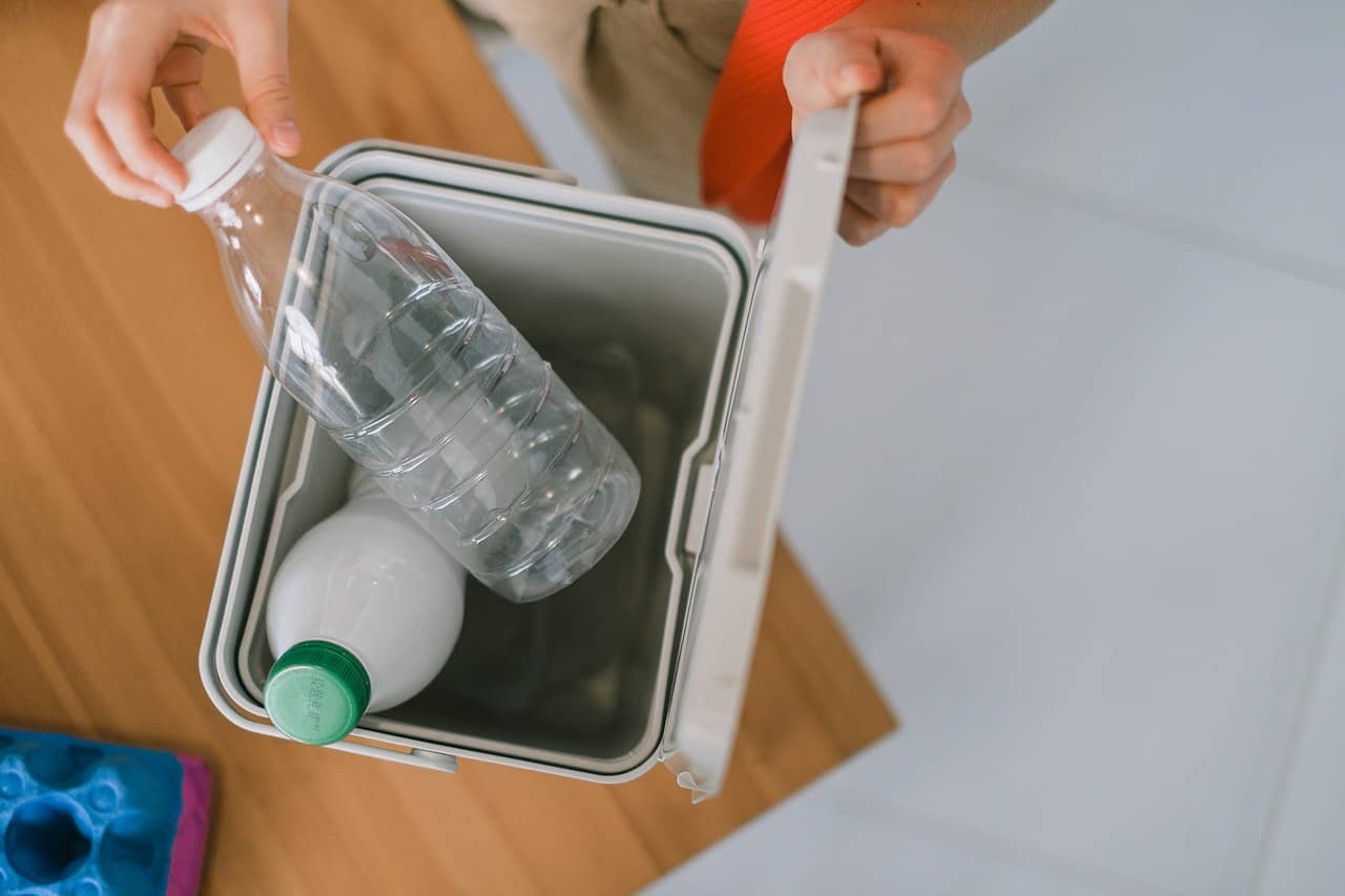 4 Signs Your Garbage Disposal Is Dying