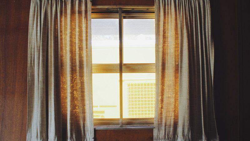 What Window Dressing Options Are Best For Daytime Privacy?