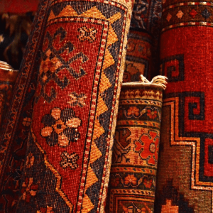 How To Choose Between Area Rugs And Carpets?