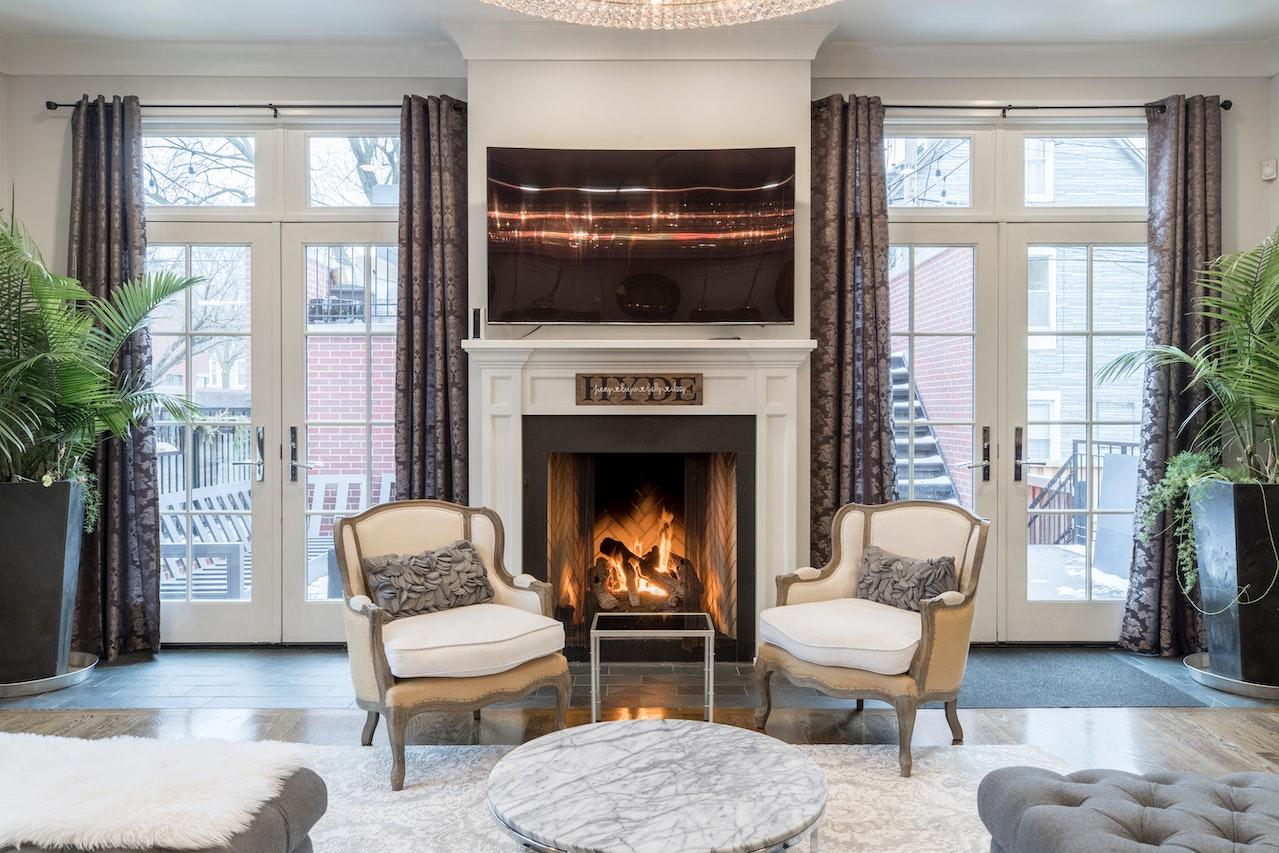 5 Surprising Benefits Of Electric Fireplaces