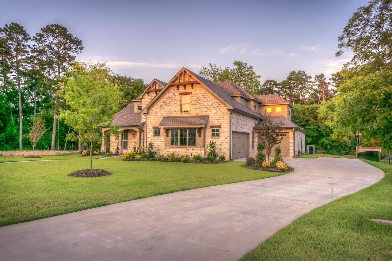 Major Ways To Boost Property Value Through Curb Appeal
