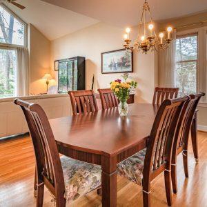 How To Fill Empty Space In Your Dining Room?