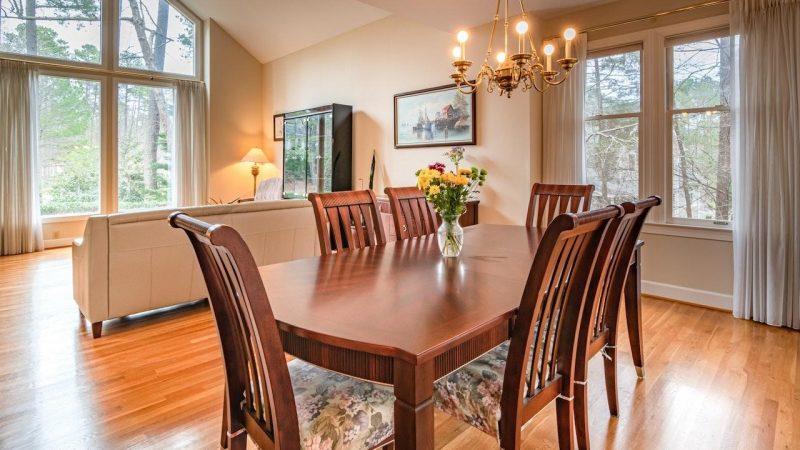 How To Fill Empty Space In Your Dining Room?